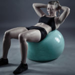 Ešte nemáte doma fit loptu? Rýchlo si ju kúpte!